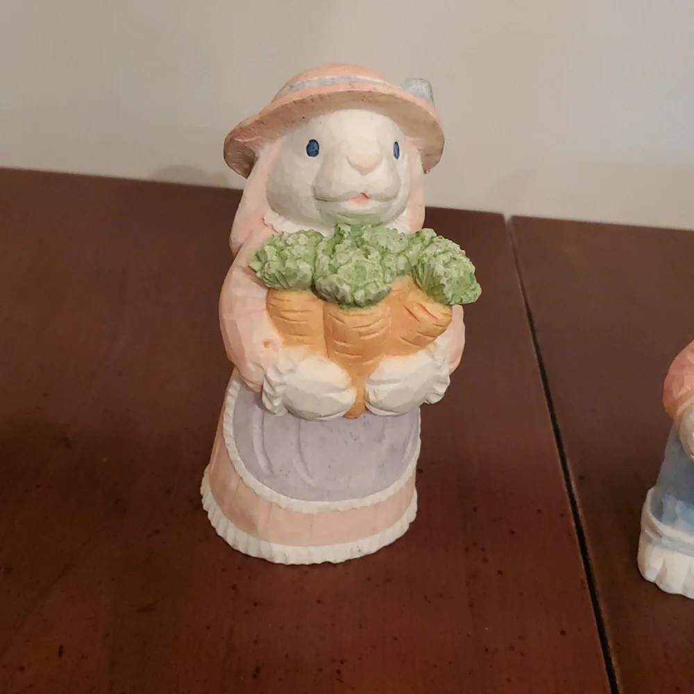 Charming Bunny 🌻 Family Figurines EASTER SPRING Decor